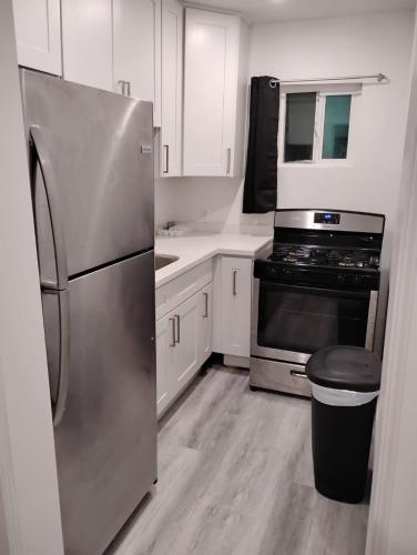 Hollywood Homes of Love in Los Angeles (CA)