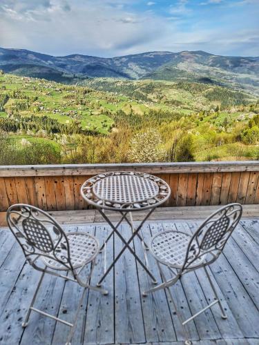 Балкон/тераса, Casa Aristocrată - La noi la munte (Casa Aristocrata - La noi la munte) in Mătişeşti