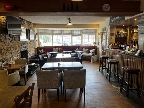 ผับ/เลาจน์, Crown & Anchor in แกรนแฮม