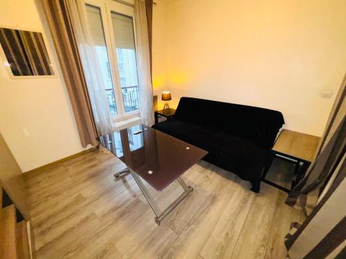 Appartement Tour Eiffel ALESIA PARIS - image 7