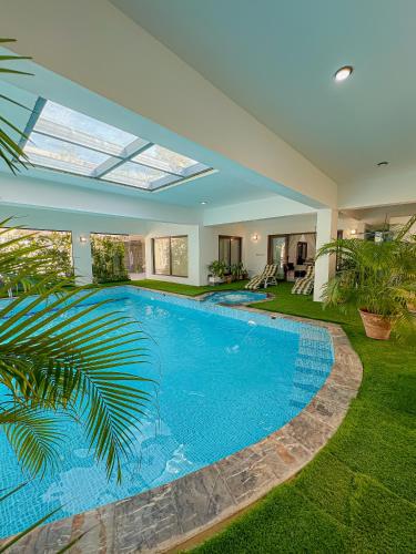 Villa with Private Pool image 7
