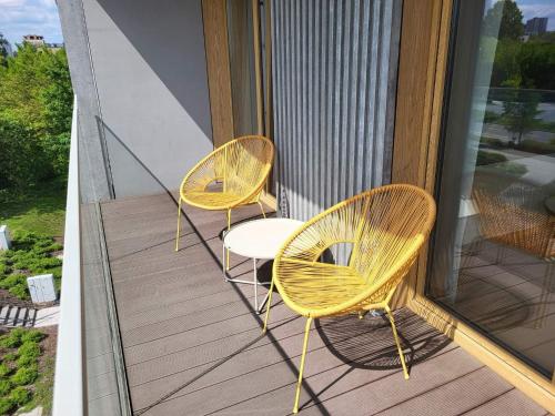 InPoint Modern Apartment Lema 17-Tauron Arena & Free Parking Self Check-in – khách sạn tại Czyzyny