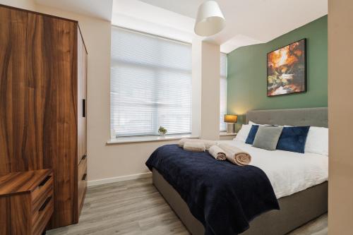 Central Apartment with 2 Parking Spaces!, Manchester (Foto 8)