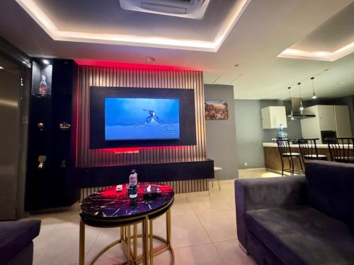 Your Destination for Style and Sophistication in Gold Crest Mall by HBA - image 5