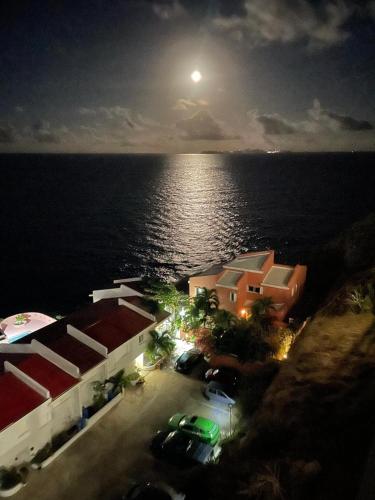 Sea View 02 Bedroom Apartment with Terrace in Indigo Bay