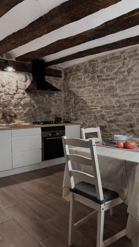 Casa Rural Acogedora en Veguillas de la Sierra in Alobras
