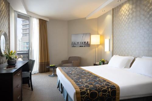 room detail thumbnail 0