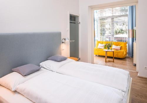 Seehotel Hubertushof – Velden, CA