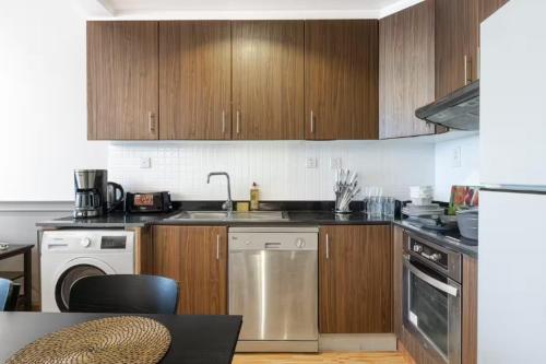 Luxurious place to stay in Dubai Marina, Dubai (photo 5)