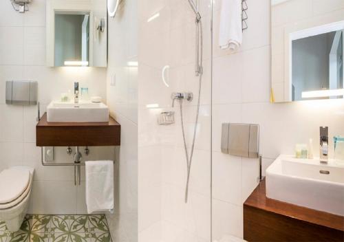 Seehotel Hubertushof - image 8