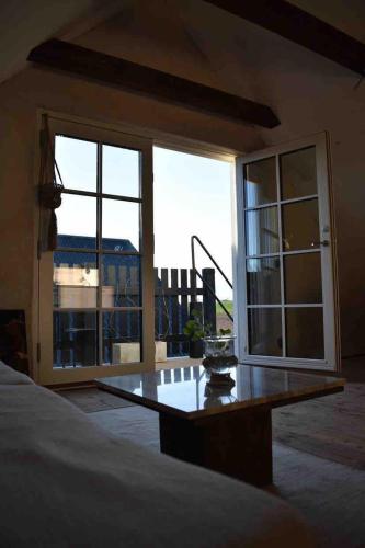 Charming loft on Österlen (Charming loft on Osterlen) in Kopingebro