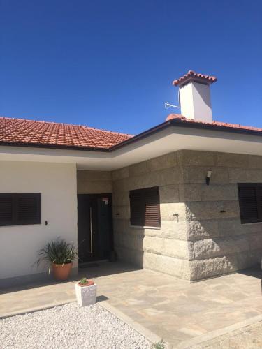 Captivating 3-Bed House in Travanca, Travanca