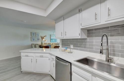 El Matador 344 - Beautiful views of the Gulf and pool in Fort Walton Beach, USA