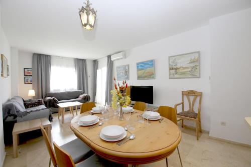 Two-Bedroom Apartment image 3