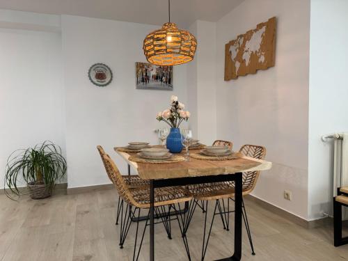 设施服务, Encamp con encanto Apto con 2 hab WiFi y Pk in 恩坎普