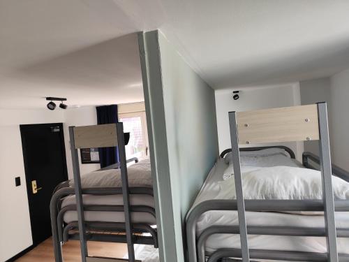 Quadruple Room with Private Bathroom image 2