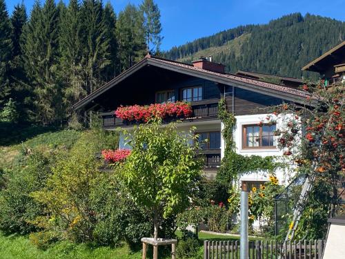  Haus Andrea Unterberger in Flachau