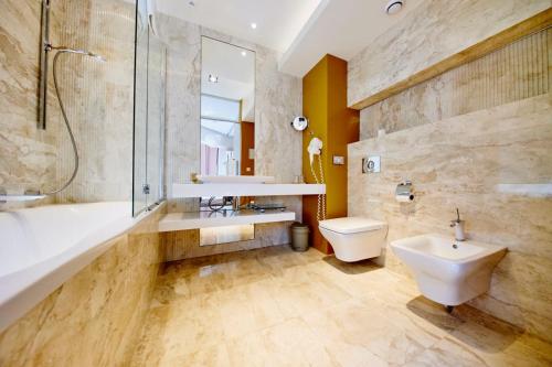 Vannas istaba, Hotel Great Polonia Velvet Suwalki in Suwalki