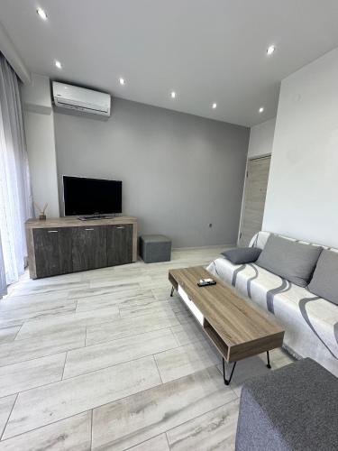 Facilities, Artemis Azure Escape in Kavala