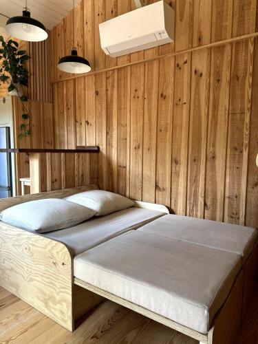 Cabin, terrace and enclosed garden in Lanton mazpilsēta
