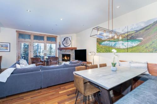 The Lodge at Belvedere by Exceptional Stays