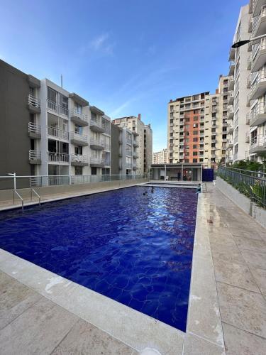 Comfortable 2 bedroom apartment with pool in Miramar