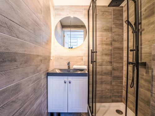 Holiday Home Melrose with parking by Interhome in 布雷德訥