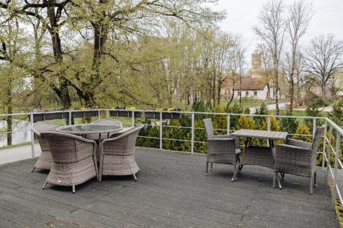 附近景點, 奧茲恩納斯克羅古斯瑪雅酒店 (Odzienas Krogusmaja) in 普拉維納斯