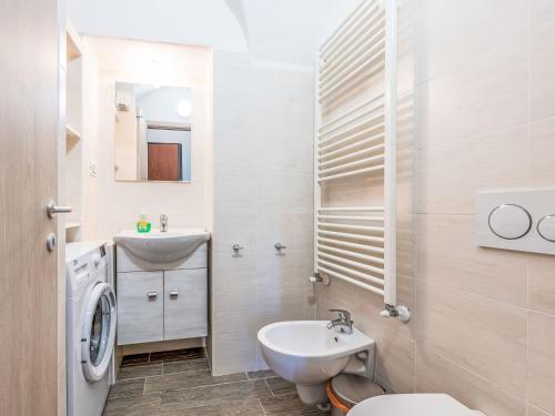 Apartment Giulia by Interhome, Imperia (fotografie 10)