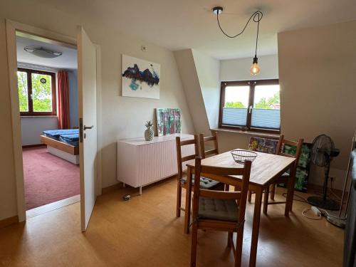 設施, Ferienwohnung im Grünen am Rande von Weimar (Ferienwohnung im Grunen am Rande von Weimar) in 艾特斯伯格西德隆