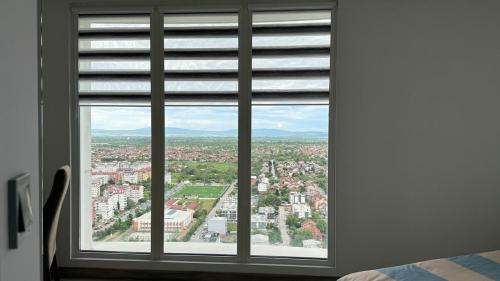Penthouse Views-Free Pool & Spa, Skopje (fotografie 2)