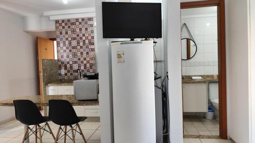 One-Bedroom Apartment image 7