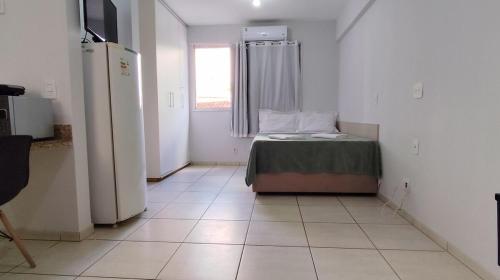 One-Bedroom Apartment image 3
