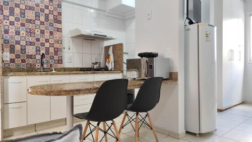 One-Bedroom Apartment image 1