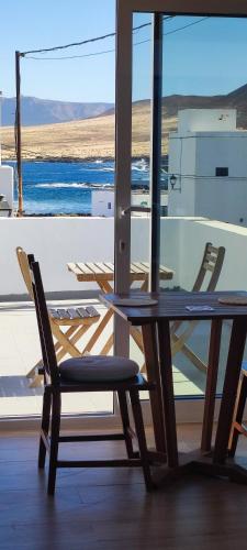 Loft Casa Burgao in Caleta de Caballo