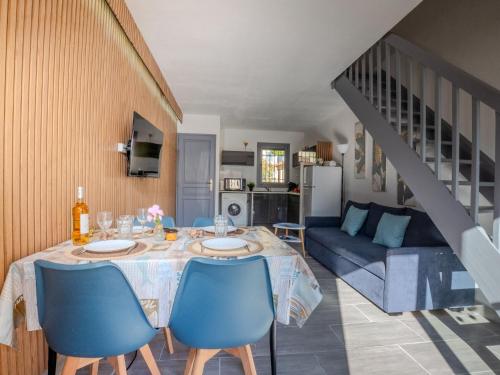 Holiday Home Les Maisons de la Plage-13 by Interhome