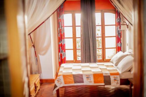 Double Room with Patio image 4