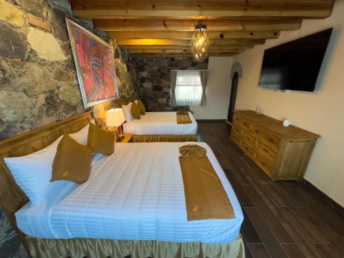 Tierra Adentro Hotel Fashion Grill & Spa - image 2