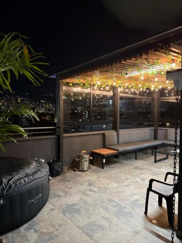 202 Nuevo Poblado y Provenza muy cerca, Medellín (photo 6)