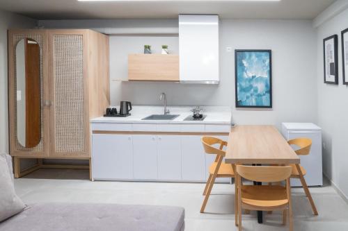 Facilities, GAIA Suites in Fanari