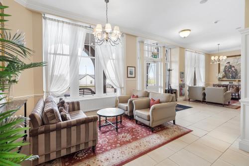 Паб/Коктейль-бар, The Ugadale Hotel in Макрайханіш