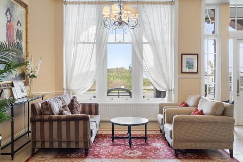 Паб/Коктейль-бар, The Ugadale Hotel in Макрайханіш