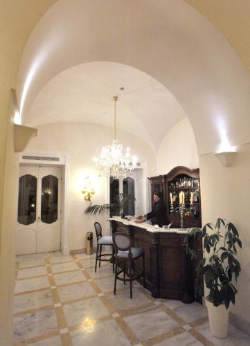 Tesis özellikleri, Hotel Villa Fraulo in Ravello
