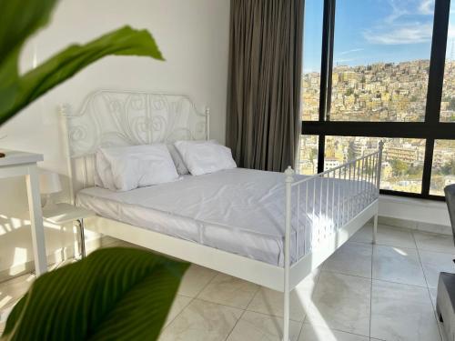 Apartment with City View image 10