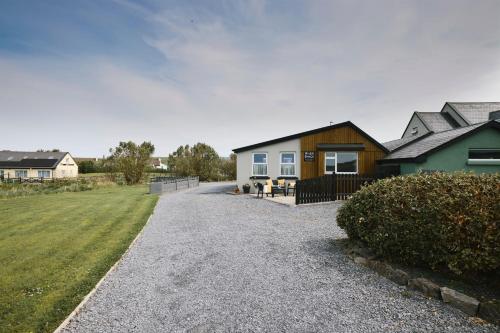 River Shack in Teergonean