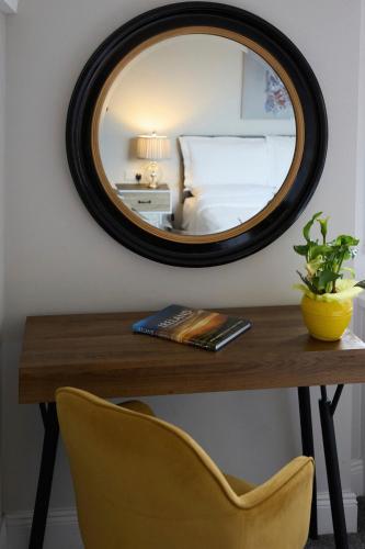 River Shack in Teergonean