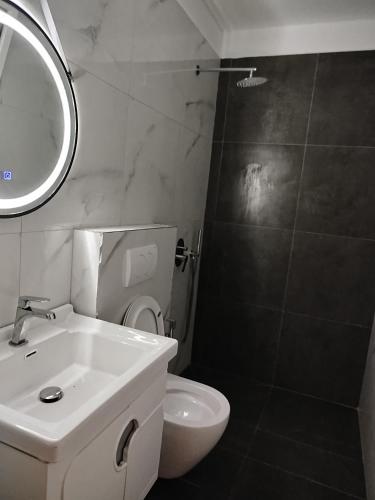 Apartment image 4