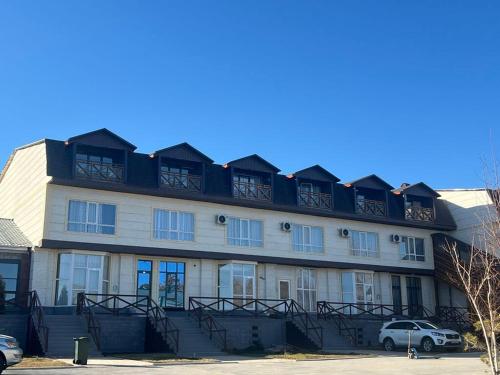 Viesnīcas āriene, Квартира студия в Raduga West in Kosh-Kel'