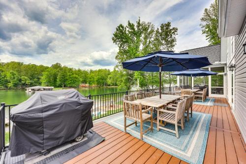 Waterfront Lake Anna Home with Dock Beach and Kayaks - image 6
