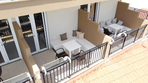 Balcony/terrace, Edelweiss Rent Rooms-Rent a Car in Arkalochori